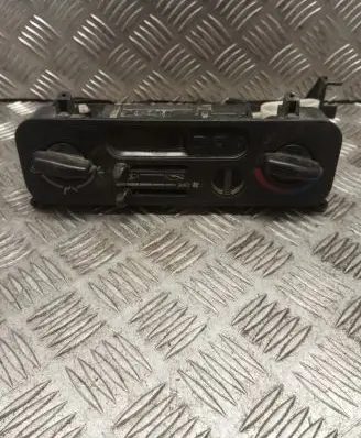 Mitsubishi Colt Climate control unit MB878417
