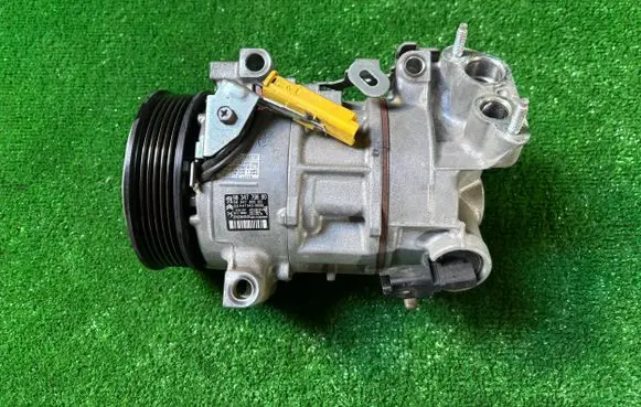 Opel Crossland X Air conditioning (A/C) compressor (pump) 9834779880 9834780580