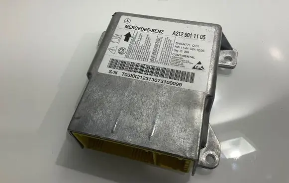 Mercedes-Benz E W212 Airbag control unit/module A2129011105 A2123130731000 5WK44771