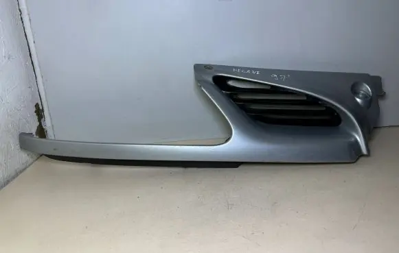 Renault Megane I Front grill 7700834201 112321D