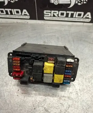 Mercedes-Benz C W203 Fuse box set 2035451601 5DK00848550