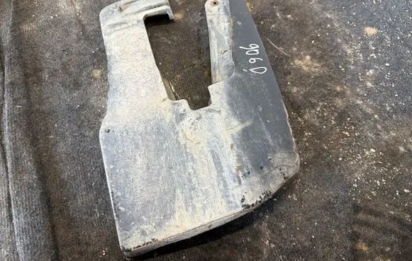 Mercedes-Benz Sprinter W906 Front mudguard A9068820104
