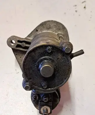 Ford Focus Starter motor 3M5T11000CE