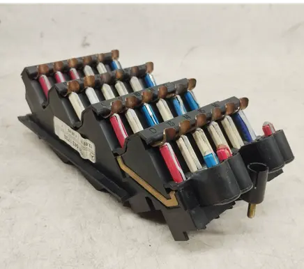 Mercedes-Benz E W124 Fuse module 1245431733 1245402050 10400378832