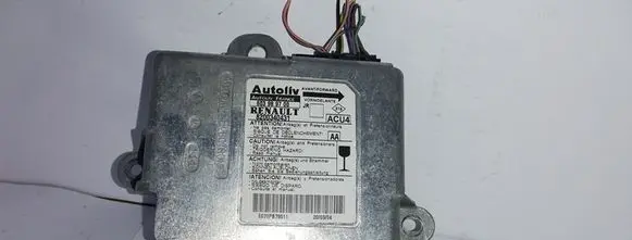 Renault Megane II Airbag control unit/module 8200340431
