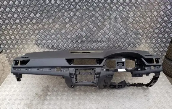 Skoda Superb B8 (3V) Dashboard 3V5857007AK