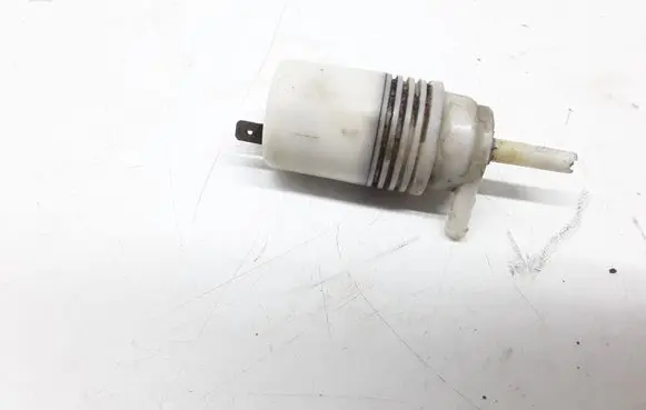 Volkswagen Transporter - Caravelle T4 Windscreen/windshield washer pump