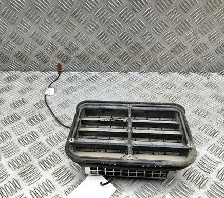 Mercedes-Benz CL C216 Quarter panel pressure vent A2218200775