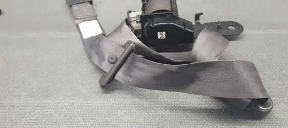 Chrysler 300M Front seatbelt LM47LAZAE