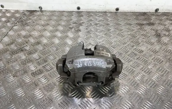 Peugeot 5008 Front brake caliper