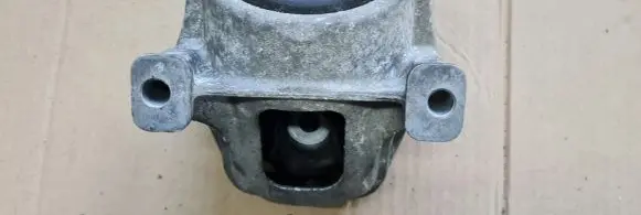 Audi A4 S4 B8 8K Engine mount bracket 8K0199381GK
