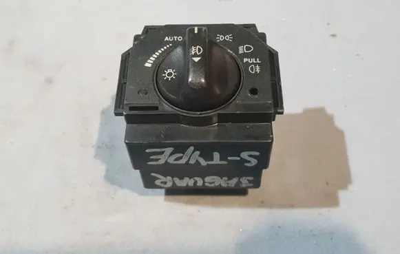 Jaguar S-Type Light switch XR8311654AC