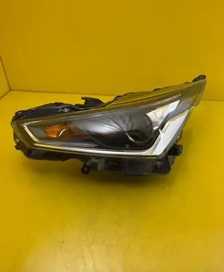 Toyota Aygo AB40 Headlight/headlamp 0H21