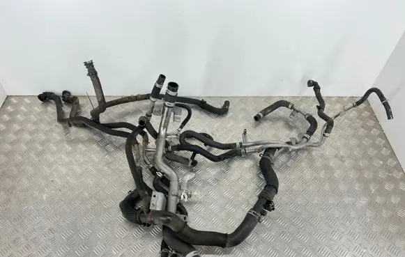 Nissan Navara D23 Engine coolant pipe/hose