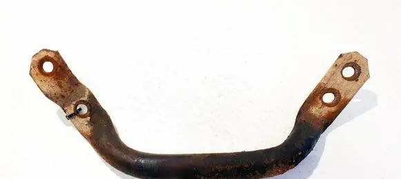 Mazda 6 Engine mounting bracket 