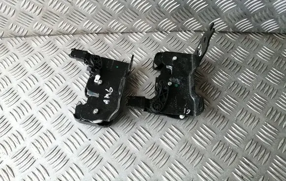 Mercedes-Benz E W212 Seat back rest lock catch A2129200672 A2129200772