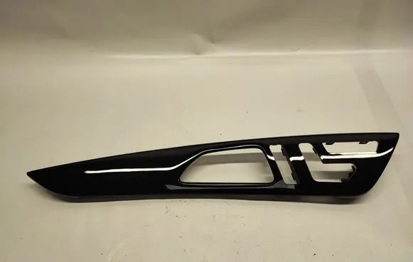Mercedes-Benz CLS C218 X218 Front door card panel trim A2187204380