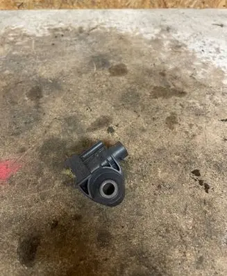 Mercedes-Benz C W205 Airbag deployment crash/impact sensor A2139051300