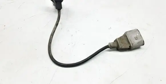 Audi Q7 4L Crankshaft position sensor 0261210265