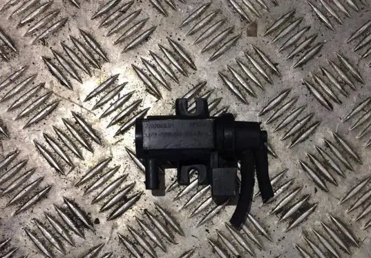 BMW 5 E60 E61 Turbo solenoid valve 7805391