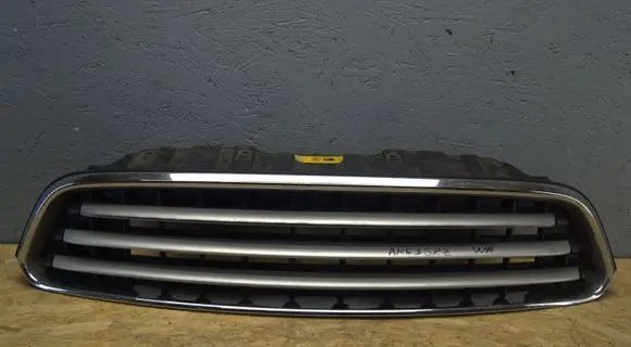 Mini Cooper Countryman R60 Front bumper upper radiator grill 9801581 9801582 9803635