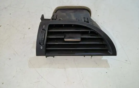 BMW 6 E63 E64 Dashboard side air vent grill/cover trim 6924281