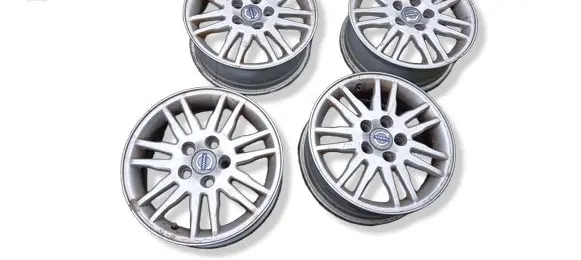 Volvo V50 R15 alloy rim 8665469