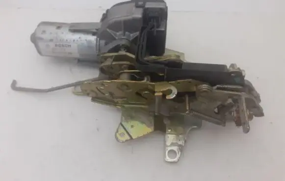 Mercedes-Benz E W210 Tailgate/trunk/boot lock/catch/latch 0390201678