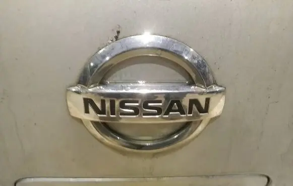 Nissan Tiida C11 Manufacturer badge logo/emblem 