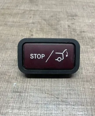 Mercedes-Benz C W204 Tailgate/trunk/boot open switch 2128210651