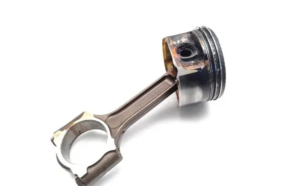 Nissan X-Trail T31 Piston with connecting rod MR20DE