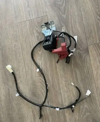 Positive cable (battery)