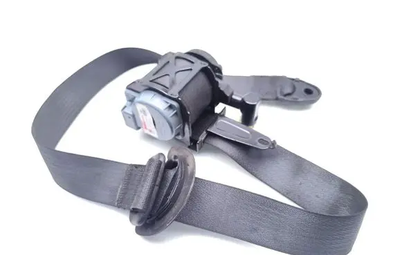 SsangYong Musso Front seatbelt 0589P1000428
