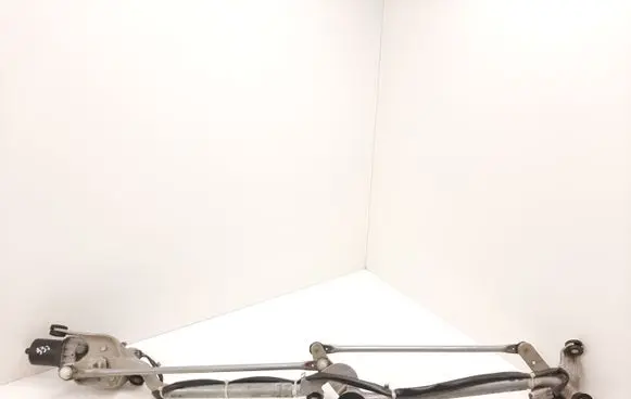 Honda CR-V Front wiper linkage and motor 2Y02C008