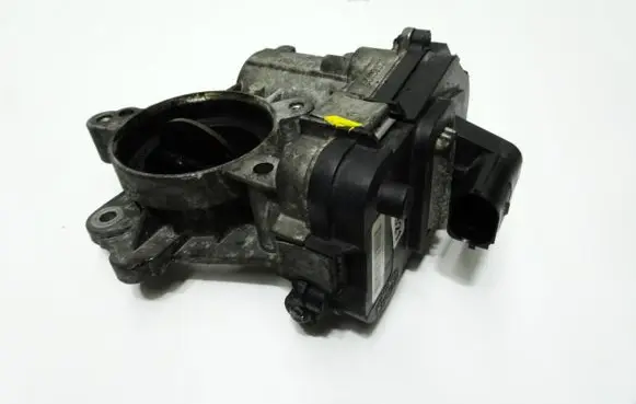Opel Zafira B Throttle valve 48CPD4