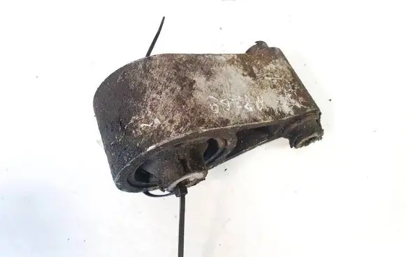 Opel Movano A Engine mount bracket 7700308756a