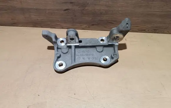Peugeot 2008 II Engine mounting bracket 9826426680