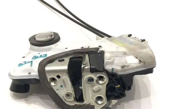 Toyota Aygo AB40 Front door lock