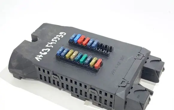Volkswagen II LT Fuse box set 0005400650