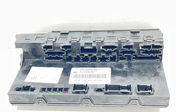 Mercedes-Benz E W211 Fuse module 2115458701 5DK00804758