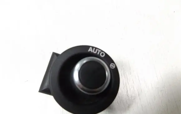 Jaguar XF Multifunctional control switch/knob HX63-3200-BA