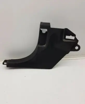 Foot area side trim