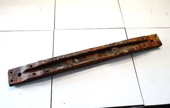 Jeep Grand Cherokee (WK) Front bumper cross member