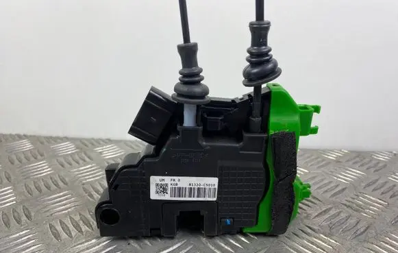 KIA Sorento Front door lock 81320C5010