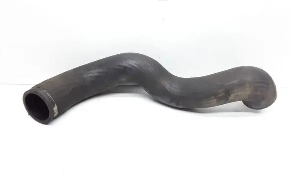 Volvo V70 Intercooler hose/pipe