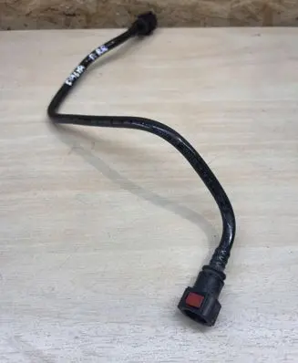 Dacia Sandero Fuel line pipe X215153