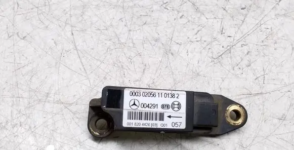 Mercedes-Benz C W203 Airbag deployment crash/impact sensor 0018204426 004291 000302056110