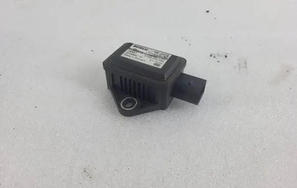 Audi A6 S6 C5 4B ESP acceleration yaw rate sensor 8E0907637A 0018880 0265005245