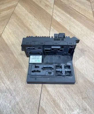 Mercedes-Benz E W211 SAM control unit 2115453901