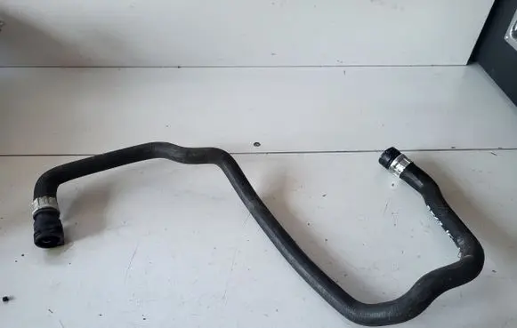 Peugeot 2008 I Engine coolant pipe/hose